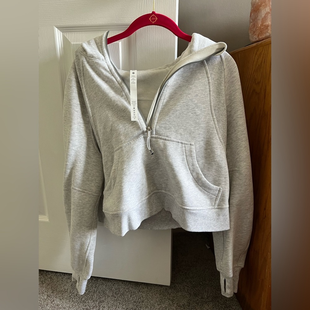 Lululemon light gray half scuba zip hoodie size XS/S